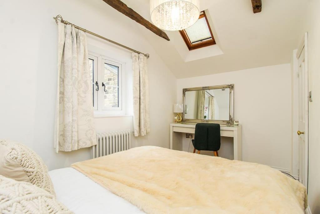 Hill Top Millstone Cottage Newmillerdam מראה חיצוני תמונה
